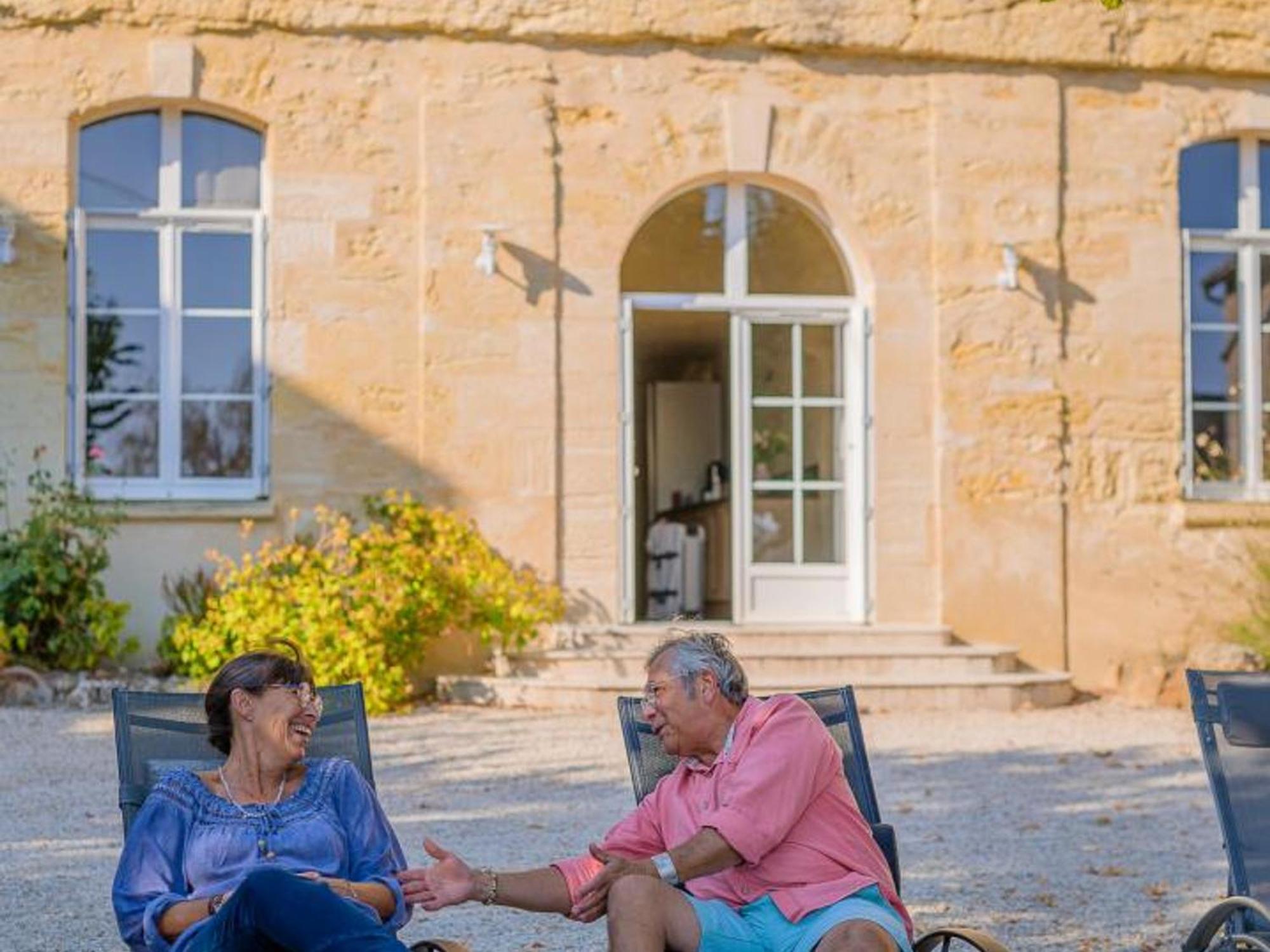 Maison Troglodyte Elegante Avec Spa, Salle De Jeux Et Jardin Clos A Vouvray - Fr-1-381-87 외부 사진